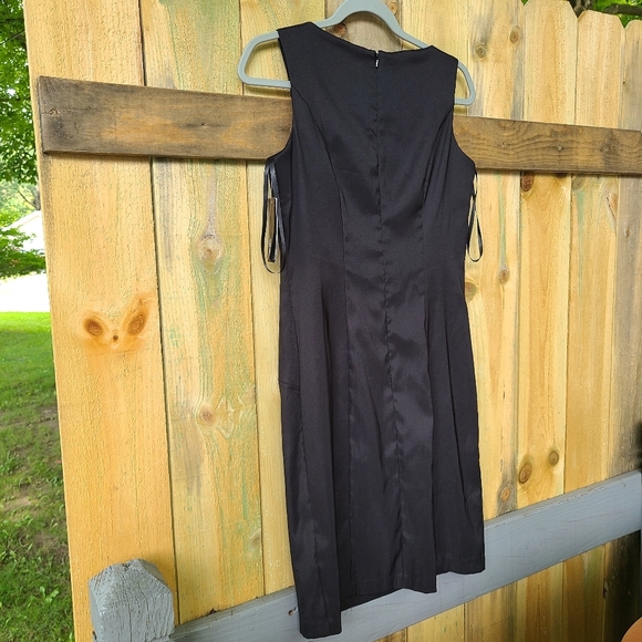 LITTLE BLACK MINI SLEEVELESS DRESS | NWT size 6, AGB - Picture 3 of 12
